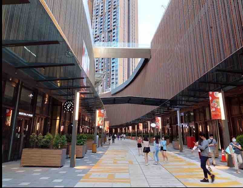 BBCC walkway and surrounding retail access near WY stays