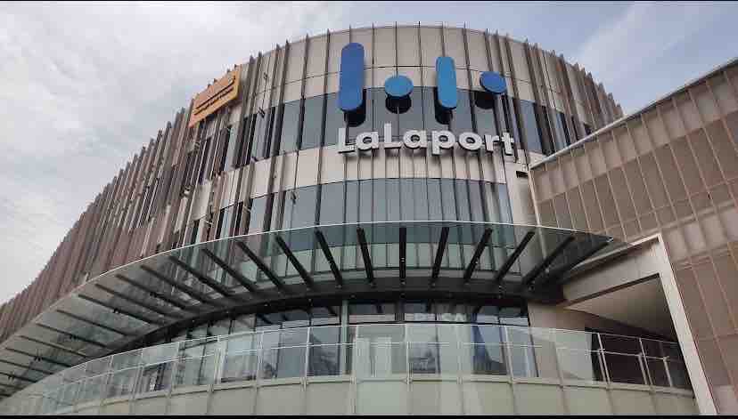 LaLaport BBCC exterior near WY Stays